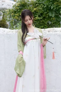 Ethereal Elegance: Capturing the Timeless Grace of Yin Tian Tian Sunny in Shanghai - image 9