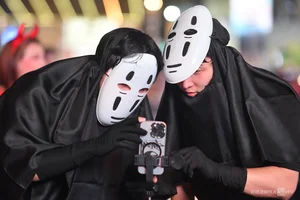 Vibrant Halloween Parade: Thousands Join Costume Festivities on the Walking Street - image 1