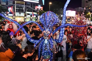 Vibrant Halloween Parade: Thousands Join Costume Festivities on the Walking Street - image 6
