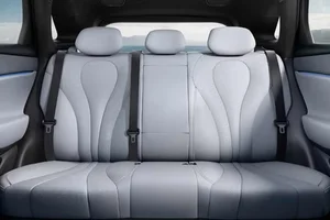 BYD Sealion 6 Launches in Vietnam with Competitive Pricing Starting at 454 Million VND - image 10
