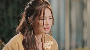 Yen Dan Radiates Sweetness in Her Latest Role for Going to the Sunny Land - image 12
