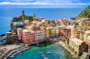 The Enchanting Beauty of Cinque Terre on Italy's Ligurian Coast - image 4
