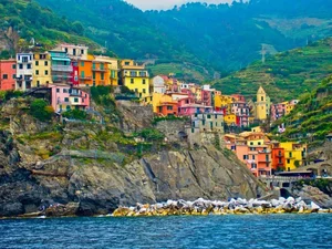 The Enchanting Beauty of Cinque Terre on Italy's Ligurian Coast - image 2