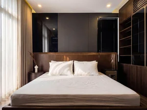 Stunning Resort Villa Design: A Lush Green Oasis Perfect for Luxury Relaxation - image 0