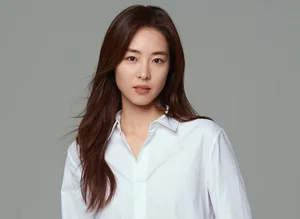 Outstanding South Korean Actors Born in the Year of the Dragon - image 15