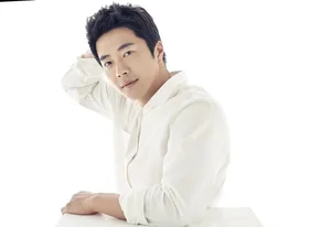 Outstanding South Korean Actors Born in the Year of the Dragon - image 24