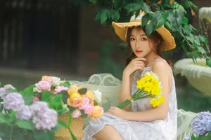 YiTuYu Art Language Vol.6751: Graceful Expressions by Yu Er - image 6