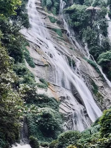 Escape to Nature: Trekking and Cooling Off at Nam Luc Waterfall This Summer - image 8