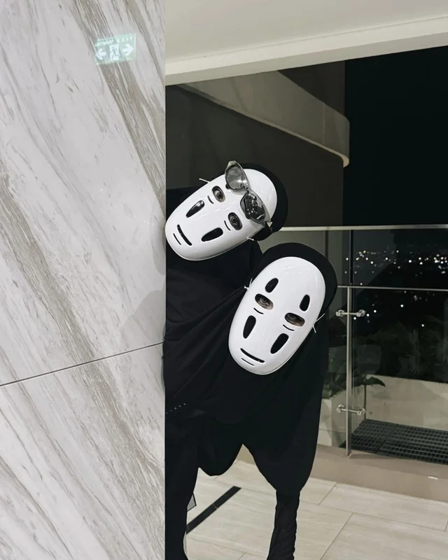 Xoai Non Celebrates 22nd Birthday with Family and Matching Outfits with Gil Le