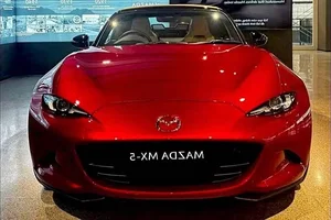 2026 Mazda MX-5 Miata Debuts in Vietnam with Attractive Pricing - image 10