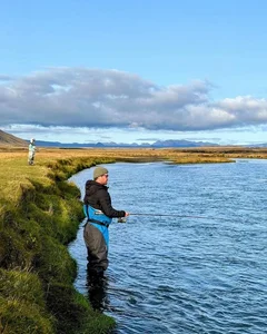 Chris Hemsworth Shares Magical Iceland Adventure with Daughter India Rose - image 2