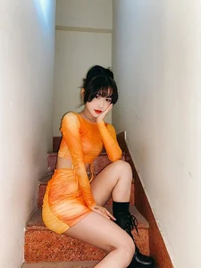 Korean Beauty Gains Popularity in Vietnam with Fluent Language Skills and Style - image 2