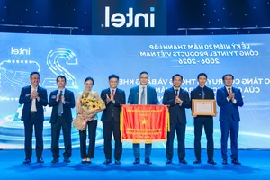 Intel's 20-Year Journey in Vietnam: Building the World's Largest Chip Assembly Plant - image 3