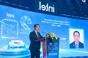 Intel's 20-Year Journey in Vietnam: Building the World's Largest Chip Assembly Plant - image 8