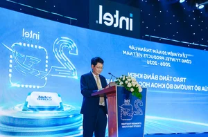 Intel's 20-Year Journey in Vietnam: Building the World's Largest Chip Assembly Plant - image 1