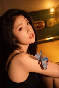 YiTuYu Art Language Vol.7536 Featuring Sha Sha: A Masterpiece of Contemporary Portrait Photography - image 24