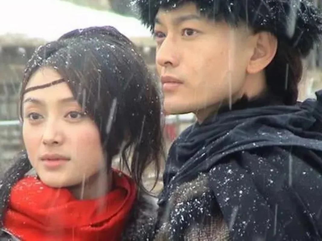 Exploring the Romantic History of Huang Xiaoming and His Famous Partners