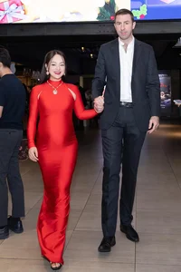 Vietnamese Actress Lan Phuong Radiates Beauty During Second Pregnancy - image 3