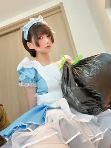 Coser NAGISA: Captivating Maid Cosplay in Exclusive Part04 Collection - Discover Her Enchanting Beauty - image 12