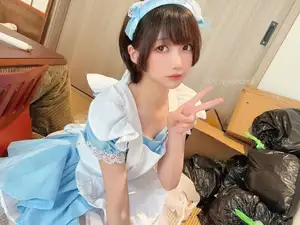 Coser NAGISA: Captivating Maid Cosplay in Exclusive Part04 Collection - Discover Her Enchanting Beauty - image 4