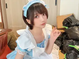 Coser NAGISA: Captivating Maid Cosplay in Exclusive Part04 Collection - Discover Her Enchanting Beauty - image 8