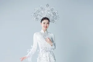 Timeless Elegance: Runner-up Phuong Nhi Celebrates Vietnamese Heritage in Graceful Ao Dai - image 8