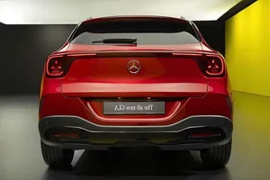 First Look: The Bold 2027 Mercedes-Benz GLA with EV and Hybrid Options - image 10