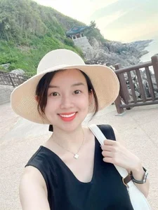 Former Vietnamese Hot Girl Ly Kute Announces Pregnancy with New Husband After Years as a Single Mother - image 2