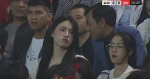 Viral Football Fan from Vietnam vs Iraq Match Melts Hearts with Sweet New Photos - image 7