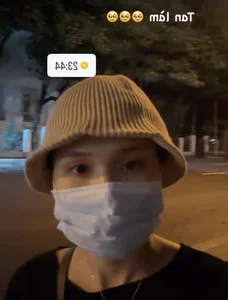 Quỳnh Anh - Vợ Duy Mạnh khoe túi hiệu trăm triệu: Cuộc sống xa hoa của nàng WAG - image 5