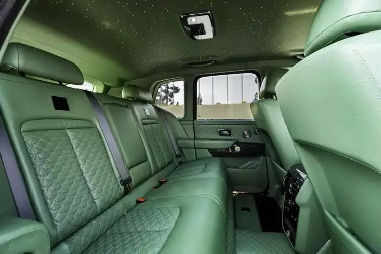 Discover the Unique Emerald Green Interior of the Million-Dollar Rolls-Royce Cullinan Brabus 700