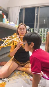 Runner-Up Diem Chau Handcrafts Mid-Autumn Lanterns for Her Five Children - image 8