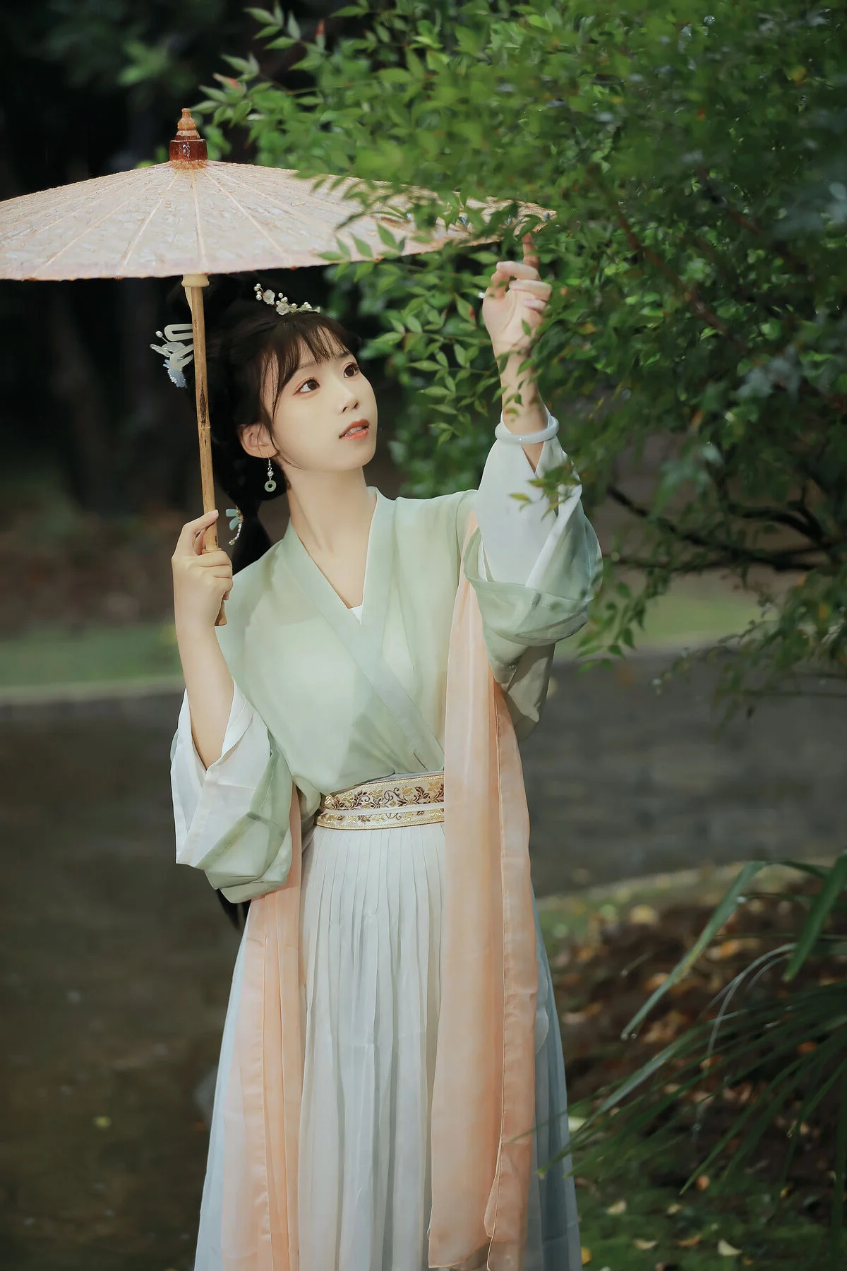 Stunning Visuals in YiTuYu Art Language Vol.7331 Zhou Zhou Ay Collection