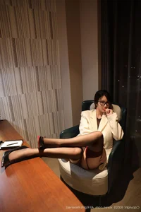 Captivating Office Siren Aesthetic with Xiao Rou Rou Mi No.10805 - image 21