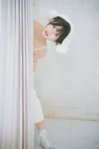 Discover Xiao Yu: Pure Beauty in YiTuYu Vol.8554 - Captivating Serene Moments. - image 25