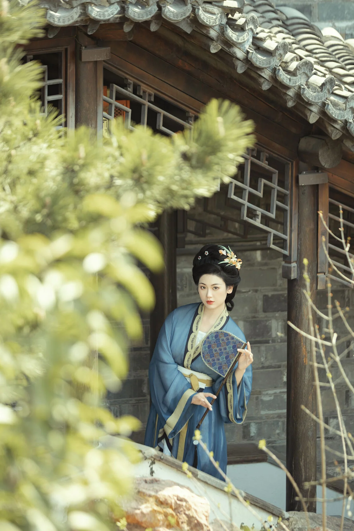 Exquisite Portrait Art: YiTuYu Art Language Vol.7089 featuring Tang Yi