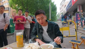 Khoai Lang Thang: The Art of Honest and Polite Food Reviewing - image 0
