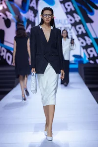 The Face Vietnam Champion Tu Anh Captivates with Asian Beauty - image 7