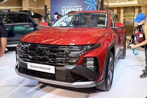 Closer Look: The Hyundai Tucson Hybrid Arrives in Vietnam with a Price Tag Over 1 Billion VND - image 4