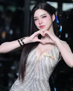 Stunning Thai Car Model Transforms into Seductive Cat Girl in New Photo Gallery - image 0