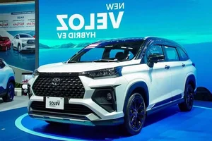Toyota Veloz Hybrid: The Ultra-Efficient MPV Heading to Vietnam - image 5