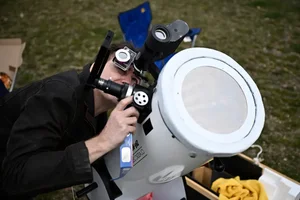 Breathtaking Photos: The Once-in-a-Century Total Solar Eclipse in North America - image 1