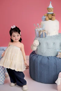 Lisa Daughter of Khanh Thi and Phan Hien Stuns with Living Doll Visuals - image 3
