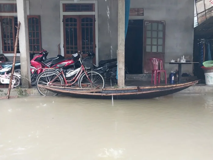 Phuoc Tich Ancient Village Faces Historic and Rare Flooding
