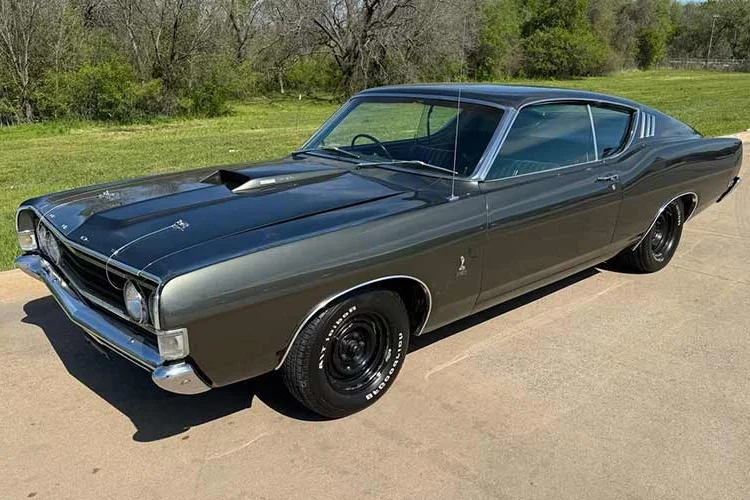 Discover the Ford Torino Cobra R-Code 1969: A Rare Timeless Muscle Car Legend