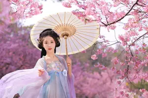 Hua Zhuang Shi Tian: Ethereal Beauty in Hanfu Amidst Cherry Blossoms, YiTuYu Vol.8837 - image 9