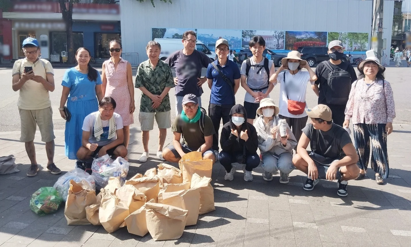 A 13-Year Mission of Love: The U70 PhD Cleaning Hoan Kiem Lake Every Day