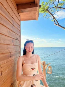 Off the Court: The Volleyball Beauty Who Is Turning Heads with Her Stunning Style - image 3