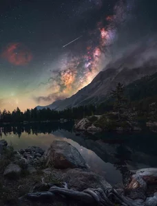 Celestial Wonders: A Glimpse into the Most Beautiful Milky Way Photos of 2024 - image 1