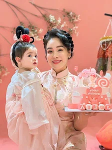 Nhat Kim Anh Celebrates Daughter’s First Birthday in Princess Style - image 3